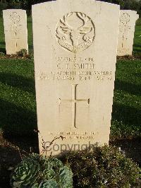 Minturno War Cemetery - Smith, Charles Thomas