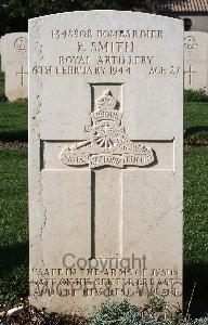 Minturno War Cemetery - Smith, Fred