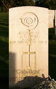 Minturno War Cemetery - Smith, James Tindal