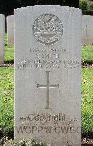 Minturno War Cemetery - Smith, Stanley