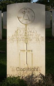 Minturno War Cemetery - Stanley, Henry Peter