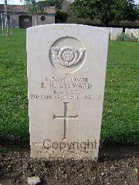 Minturno War Cemetery - Steward, Ernest Harry