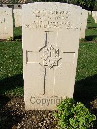 Minturno War Cemetery - Stone, William Thomas George