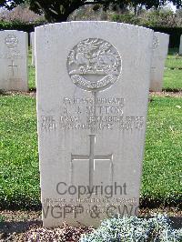 Minturno War Cemetery - Sutton, Stanley John