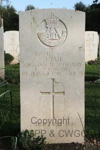 Minturno War Cemetery - Tait, John