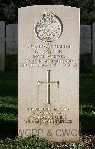 Minturno War Cemetery - Taylor, George