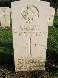 Minturno War Cemetery - Thompson, David