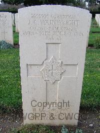 Minturno War Cemetery - Wainwright, Jack Colin