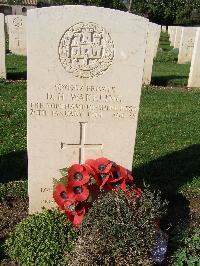 Minturno War Cemetery - Wakeling, Douglas Henry