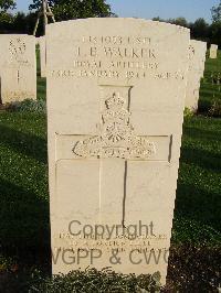 Minturno War Cemetery - Walker, Lloyd Edgar