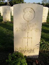 Minturno War Cemetery - Walker, Walter