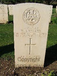 Minturno War Cemetery - Walker, Walter John