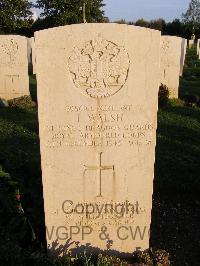 Minturno War Cemetery - Walsh, Thomas