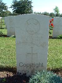 Minturno War Cemetery - Ward, Edward Robert John