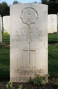 Minturno War Cemetery - Wildgoose, William Eric