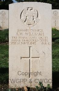 Minturno War Cemetery - Williams, Alan Wilfred