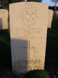 Minturno War Cemetery - Williams, Evan Michael