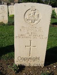 Minturno War Cemetery - Woodhall, Frederick James