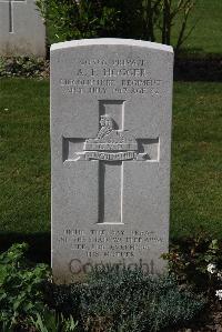 Perth Cemetery (China Wall) - Hogger, Albert Frederick