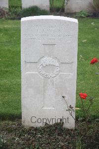 Perth Cemetery (China Wall) - Innis, Ernest James