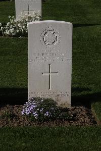 Perth Cemetery (China Wall) - Robertson, Keith Forbes