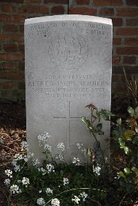 Perth Cemetery (China Wall) - Summers, Alfred James