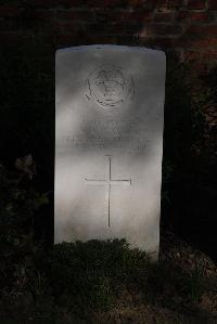 Perth Cemetery (China Wall) - Taylor, A A
