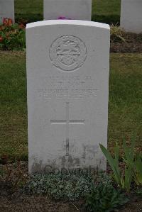 Bedford House Cemetery - Bone, G T