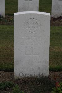 Bedford House Cemetery - Bennett, Frederick George