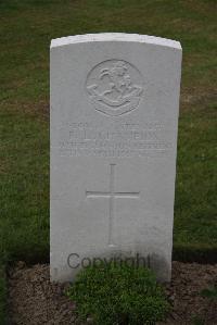 Bedford House Cemetery - Champion, Roland Laughton