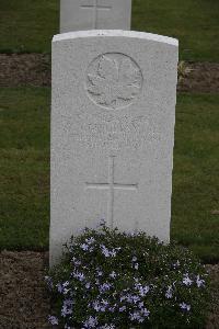 Bedford House Cemetery - Clingersmith, R