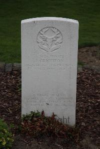 Bedford House Cemetery - Crichton, John