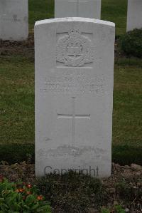 Bedford House Cemetery - De Castro, James Vivian Reynell