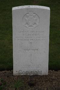 Bedford House Cemetery - Dodds, James Charles