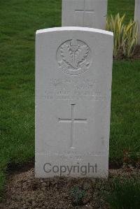 Bedford House Cemetery - Frost, Thomas Laurence