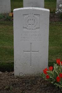 Bedford House Cemetery - Fryett, Charles William