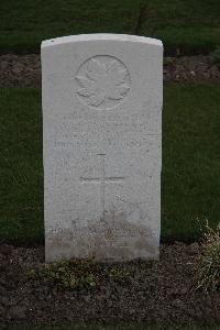 Bedford House Cemetery - Head, William