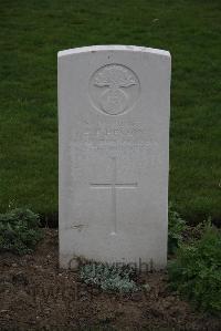 Bedford House Cemetery - Henson, Harry Frederick