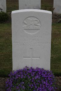 Bedford House Cemetery - Jones, Arthur