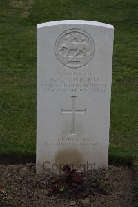 Bedford House Cemetery - Lewis, Albert Edward