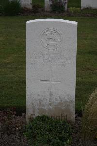 Bedford House Cemetery - Messenger, H