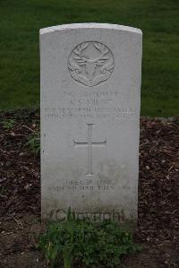 Bedford House Cemetery - Milne, Richard Stuart