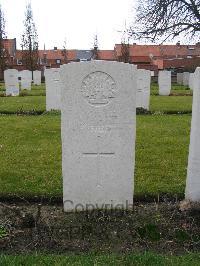 Belgian Battery Corner Cemetery - Malone, Thomas