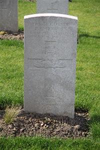 Birr Cross Roads Cemetery - Bennett, Edward George