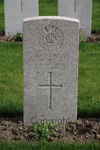 Birr Cross Roads Cemetery - Burke, M