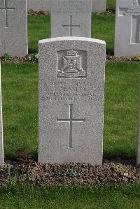 Birr Cross Roads Cemetery - Frayling, Ernest