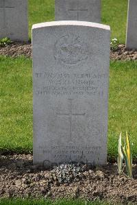 Birr Cross Roads Cemetery - Hanson, W S