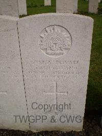 Birr Cross Roads Cemetery - Holland, John Maitland