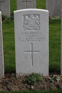 Birr Cross Roads Cemetery - Leigh, A