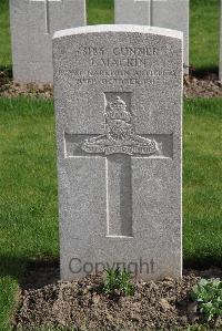 Birr Cross Roads Cemetery - MacKin, J